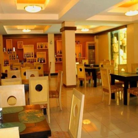 Goldenfield Kundutel Hotel Bacolod Exterior foto