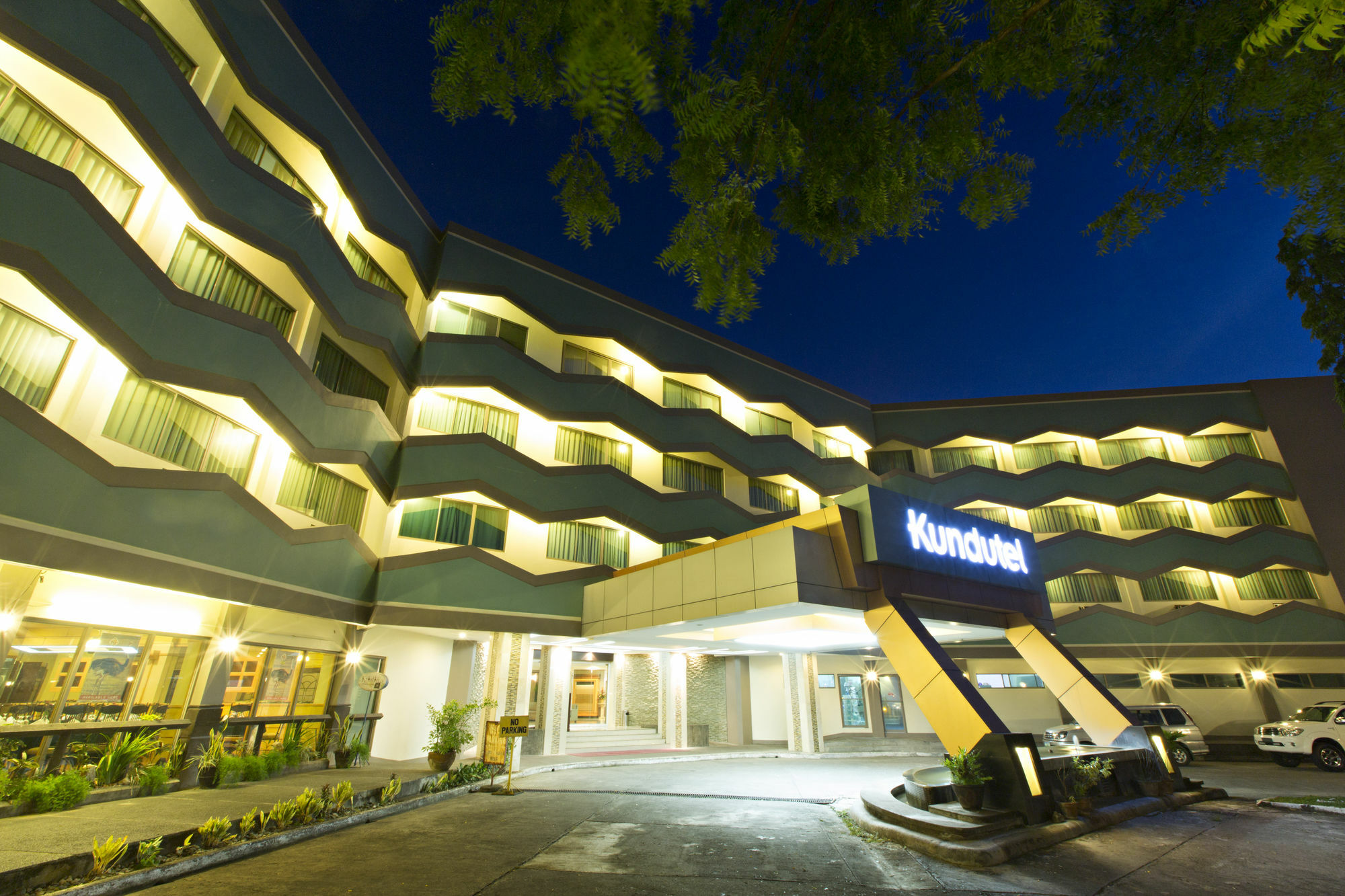 Goldenfield Kundutel Hotel Bacolod Exterior foto